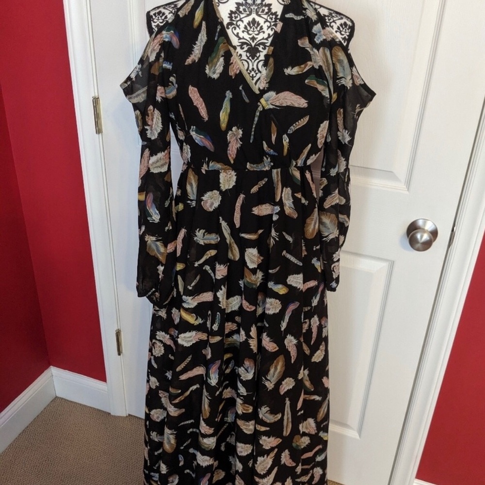 Cold Shoulder Feather Maxi Dress